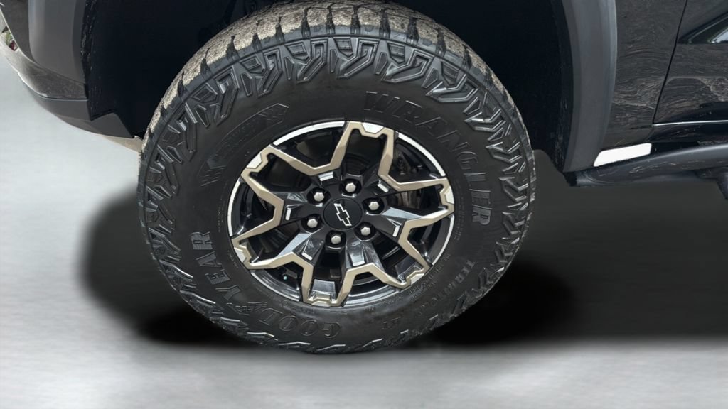Used 2023 Chevrolet Colorado ZR2 w/ ZR2 Convenience Package III AWD/4WD image 22