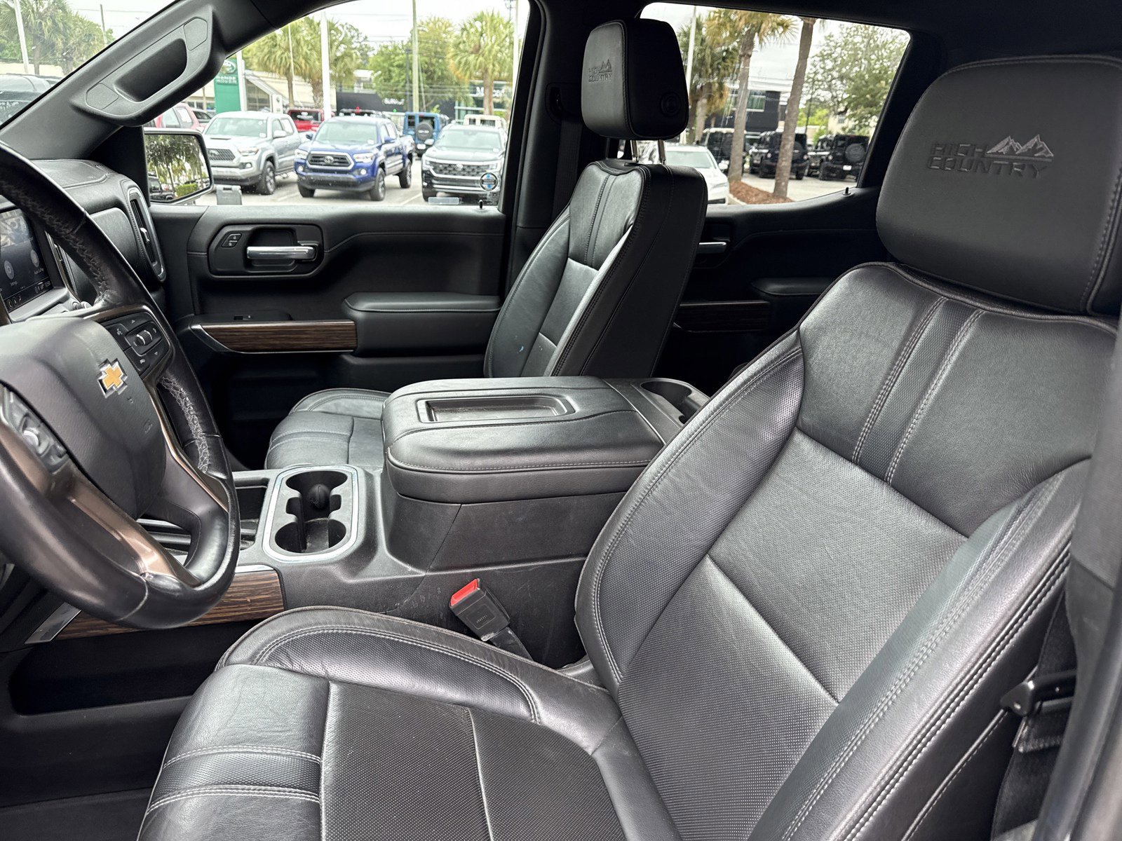 Used 2021 Chevrolet Silverado 1500 High Country w/ Safety Package II AWD/4WD image 13