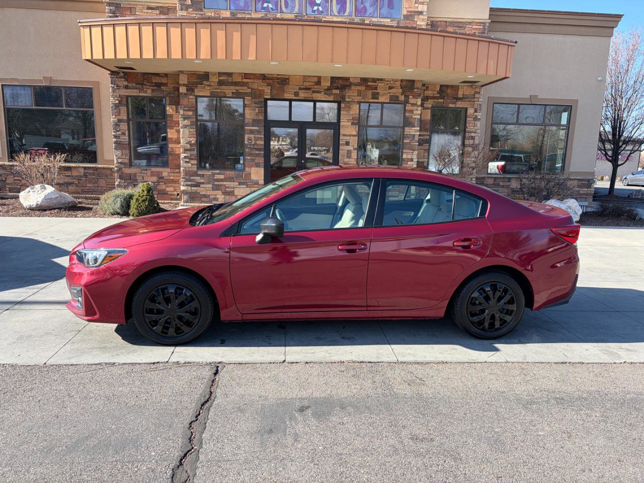 Used 2018 Subaru Impreza 2.0i image 2