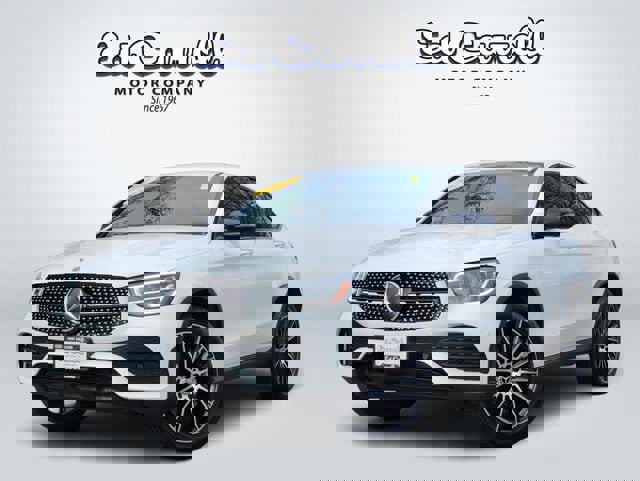 Used 2020 Mercedes-Benz GLC 300 4MATIC image 1