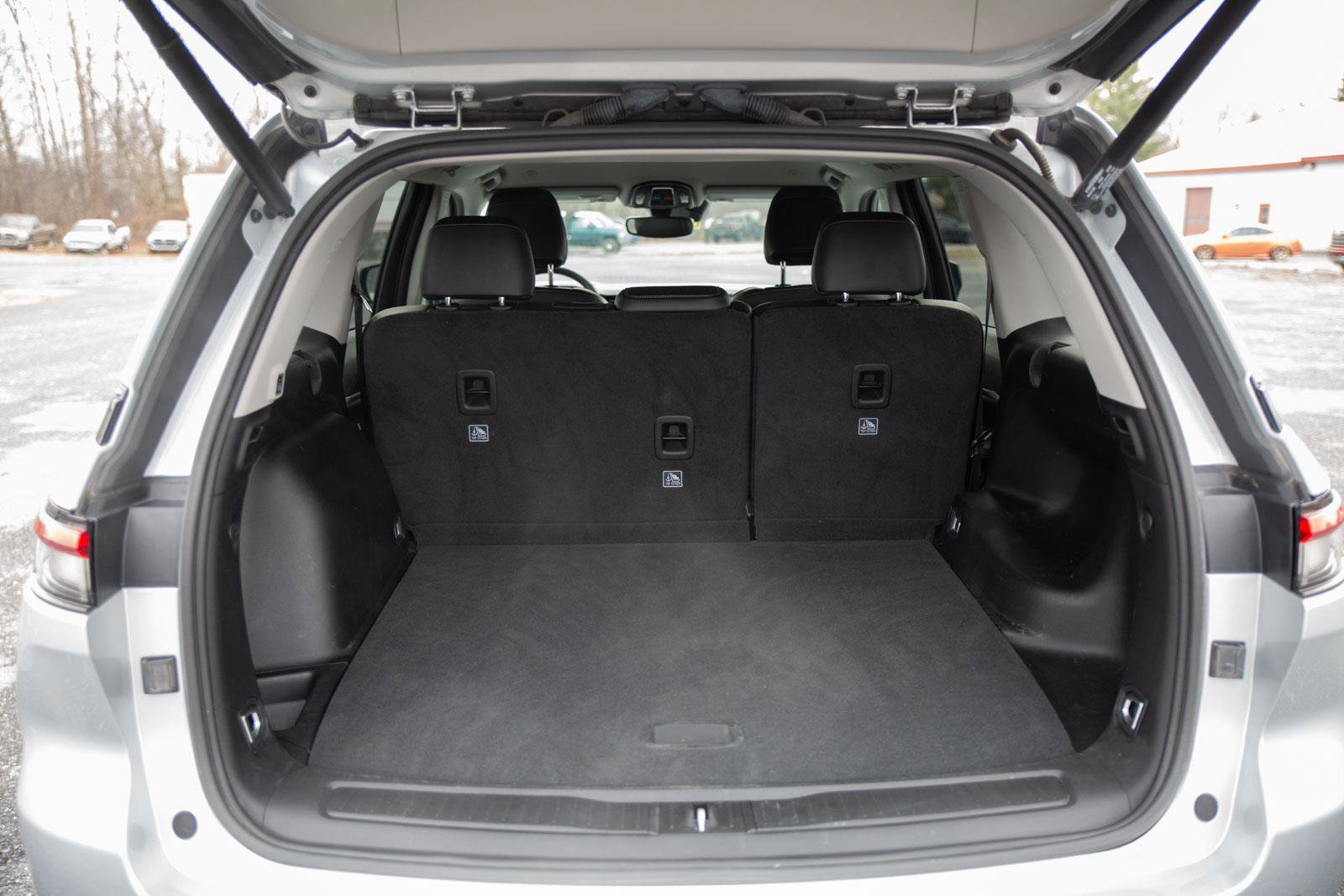 Used 2024 Jeep Grand Cherokee Limited w/ Black Appearance Package image 24