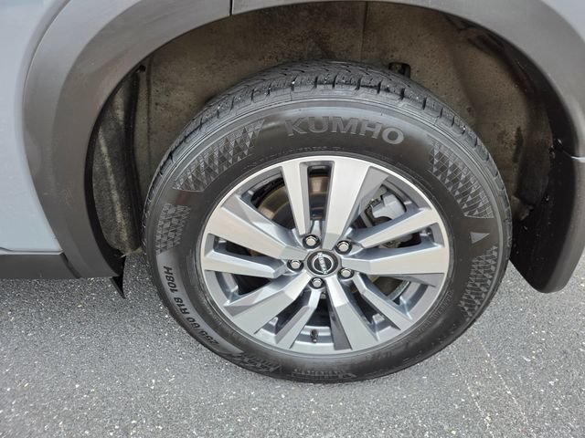 Used 2024 Nissan Pathfinder SL AWD/4WD image 28