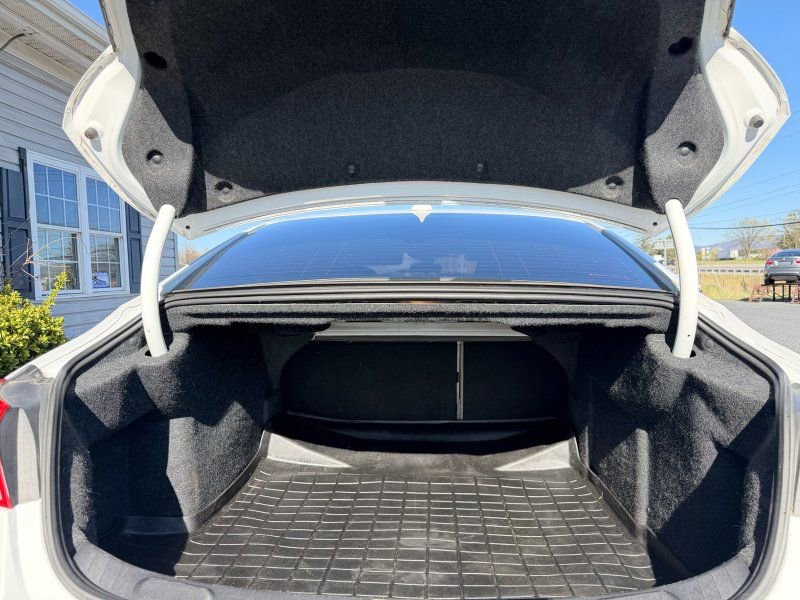 Used 2018 Chevrolet Impala LS FWD image 8