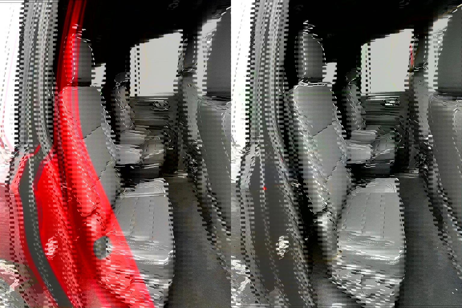 New 2025 Chevrolet Suburban Premier image 11