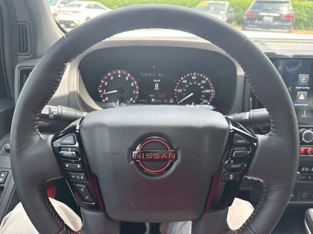 Used 2025 Nissan Frontier PRO-4X w/ Pro Convenience Package AWD/4WD image 12