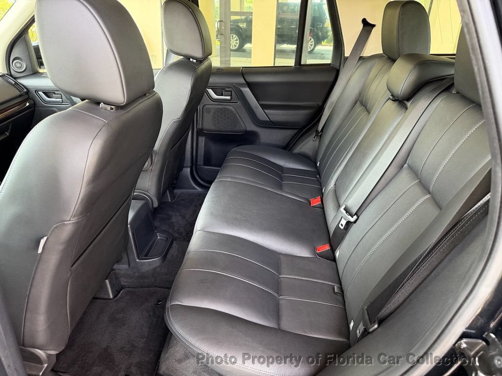 Used 2014 Land Rover LR2 AWD/4WD image 8