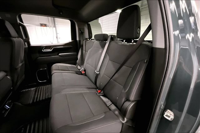 Used 2026 Chevrolet Silverado 1500 LT AWD/4WD image 25