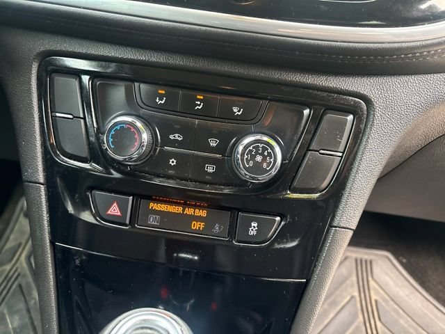 Used 2020 Buick Encore Preferred FWD image 15