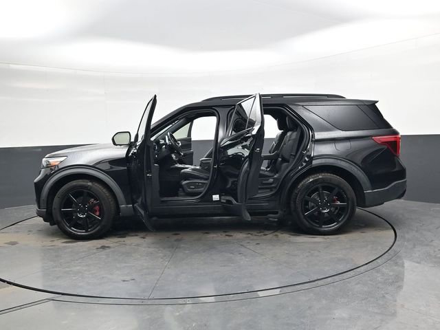Used 2020 Ford Explorer ST w/ Premium Technology Package image 41