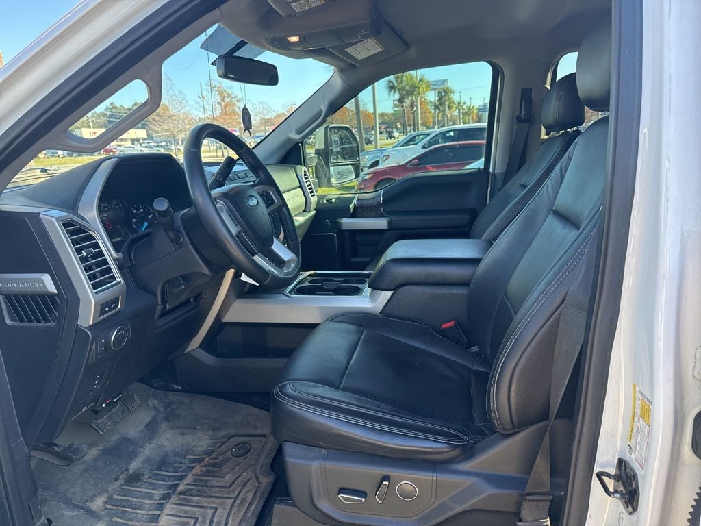 Used 2017 Ford F250 Lariat image 6