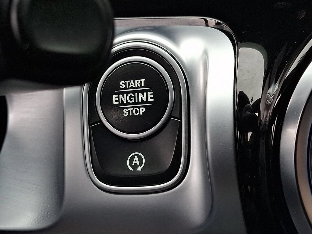 Used 2022 Mercedes-Benz GLB 35 AMG 4MATIC image 27