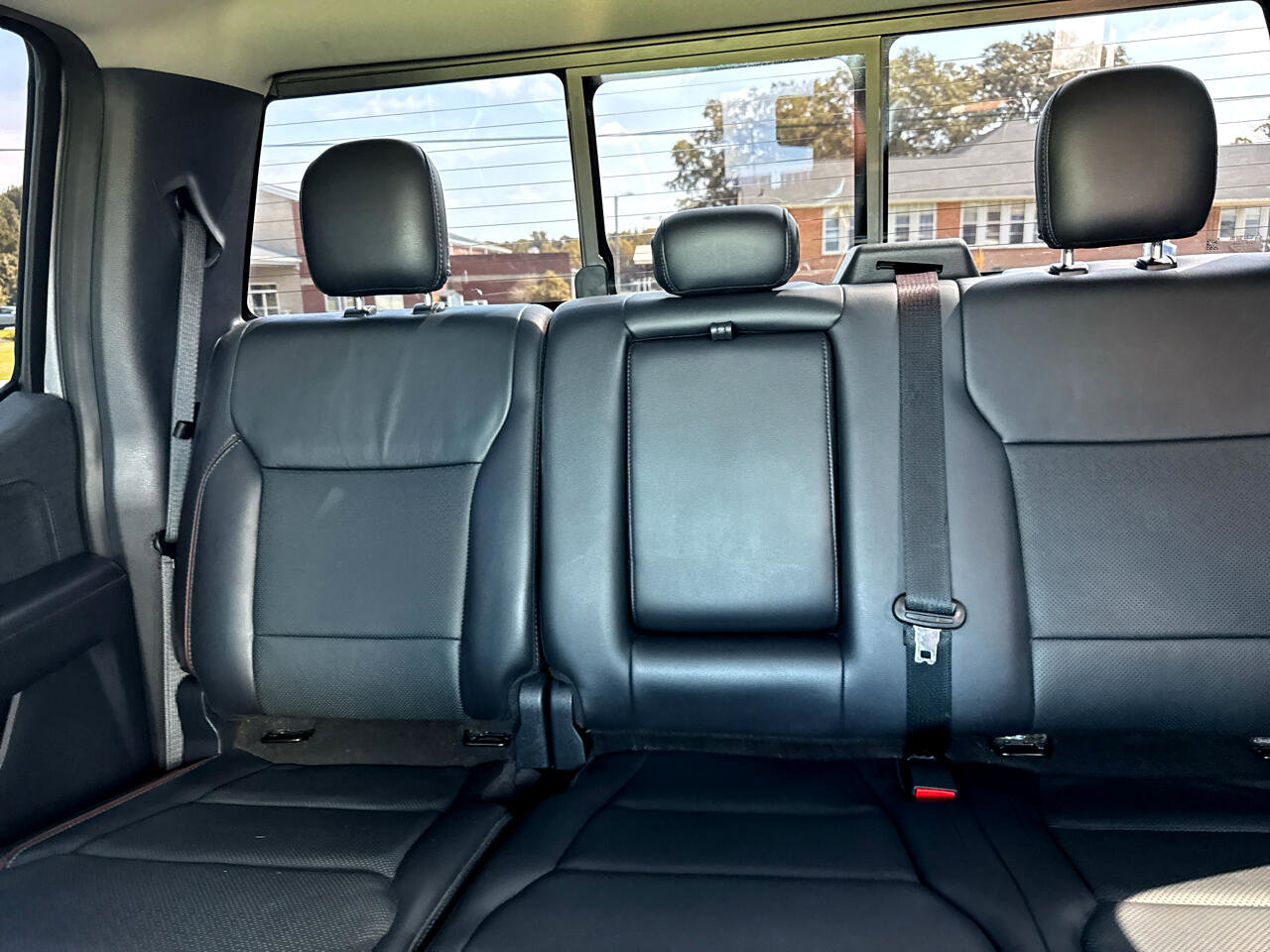 Used 2021 Ford F150 Lariat image 14