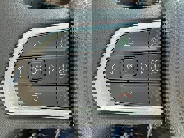 New 2026 Jeep Compass Limited w/ Sun, Sound & Navigation Group image 16