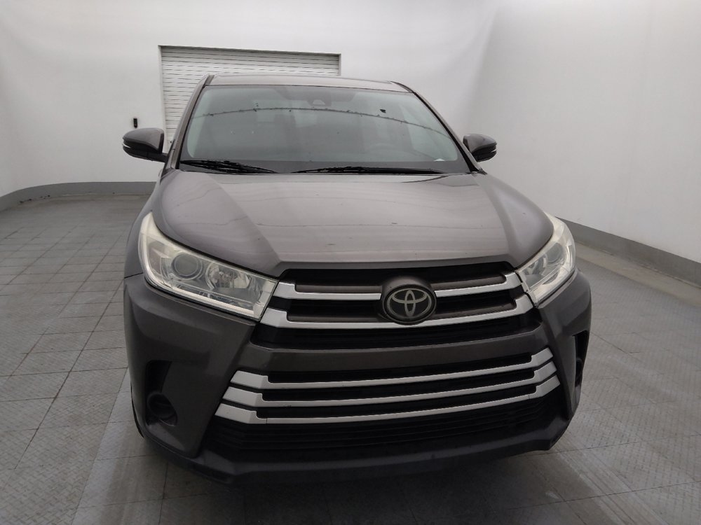 Used 2017 Toyota Highlander LE image 14