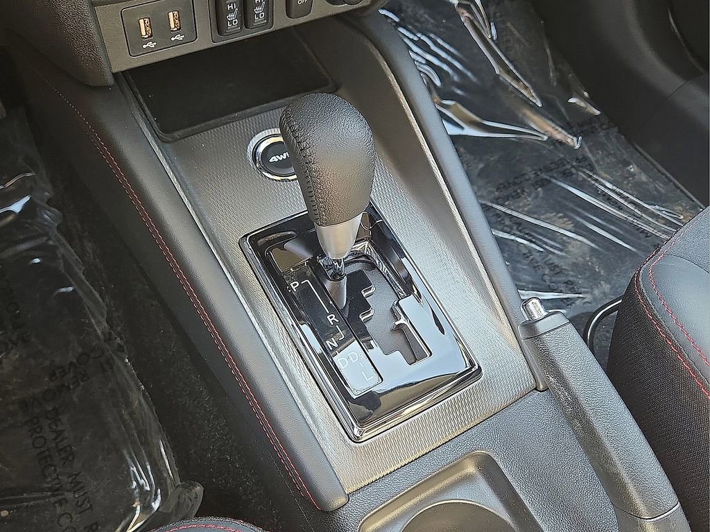 Used 2026 Mitsubishi Outlander Sport SE image 31