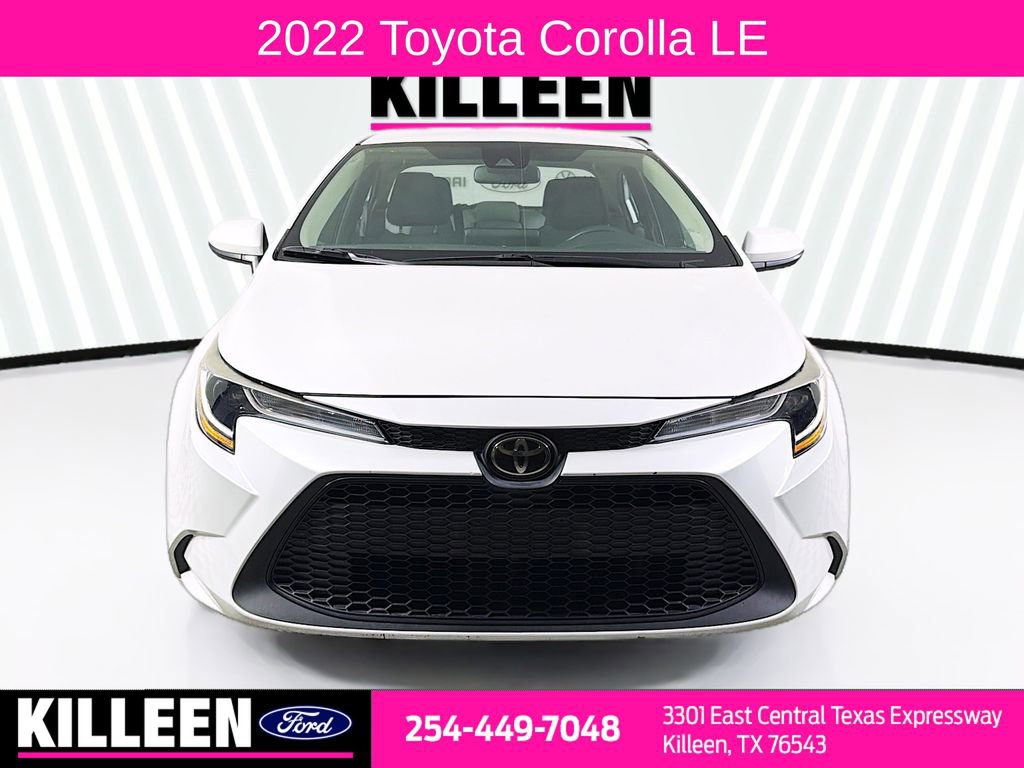 Used 2022 Toyota Corolla LE image 2