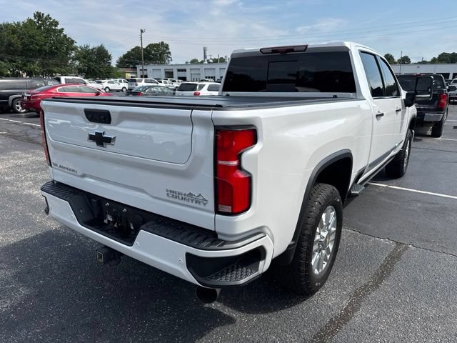 Used 2025 Chevrolet Silverado 2500 High Country w/ High Country Premium Package AWD/4WD image 5