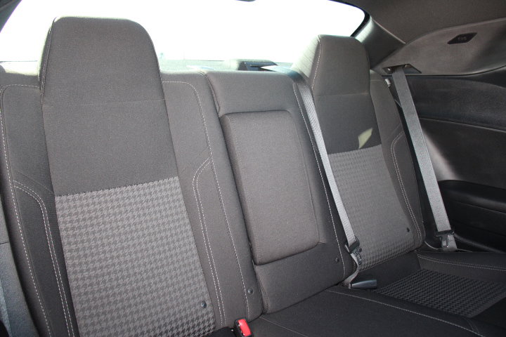 Used 2016 Dodge Challenger SXT image 14