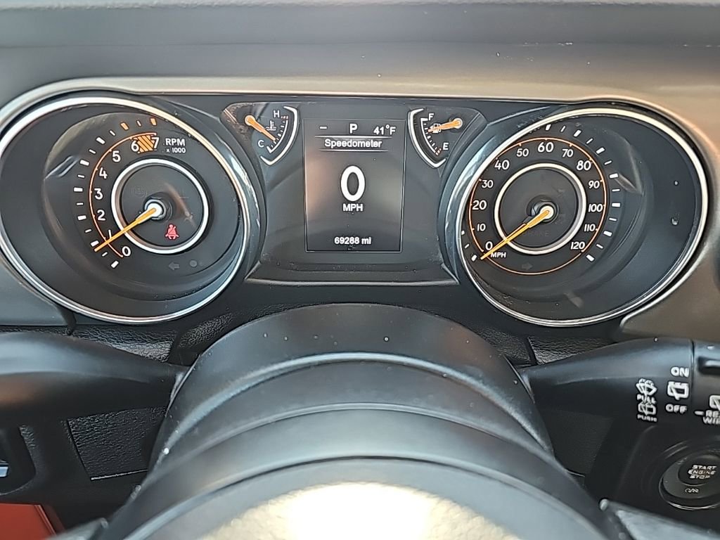 Certified 2018 Jeep Wrangler Unlimited Sport image 23