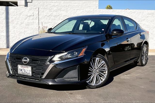 Used 2023 Nissan Altima 2.5 SL image 1