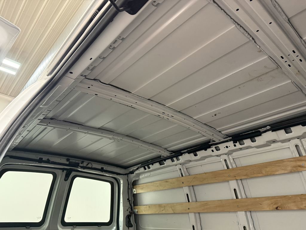 Used 2024 GMC Savana 2500 w/ Driver Convenience Package image 18