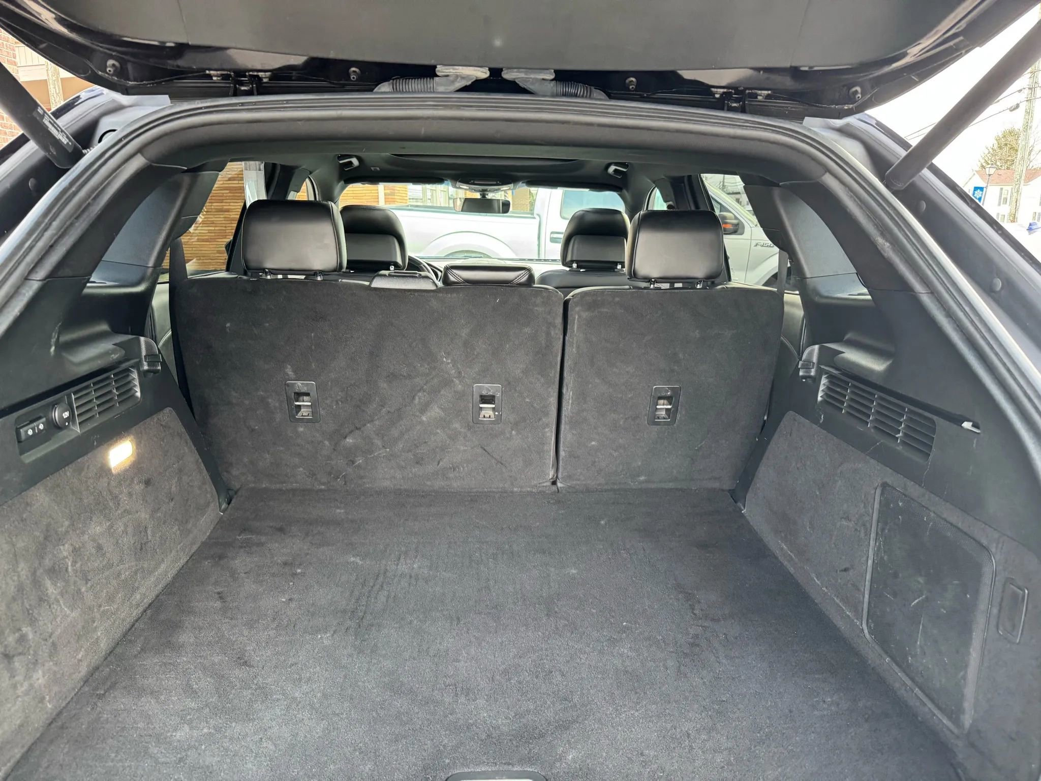 Used 2019 Lincoln Nautilus Reserve image 30