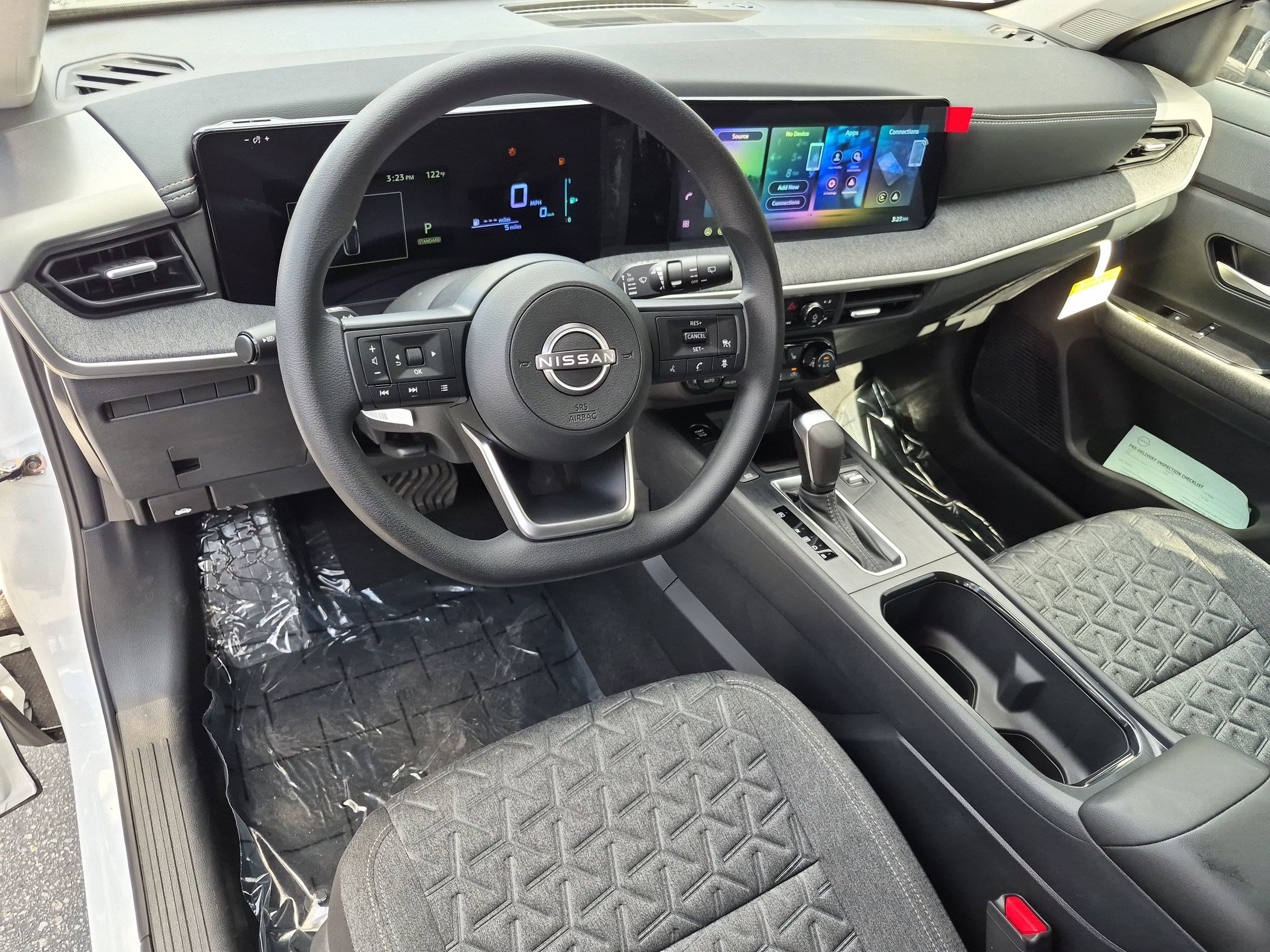 New 2027 Nissan Kicks SV w/ SV Premium Package AWD/4WD image 2