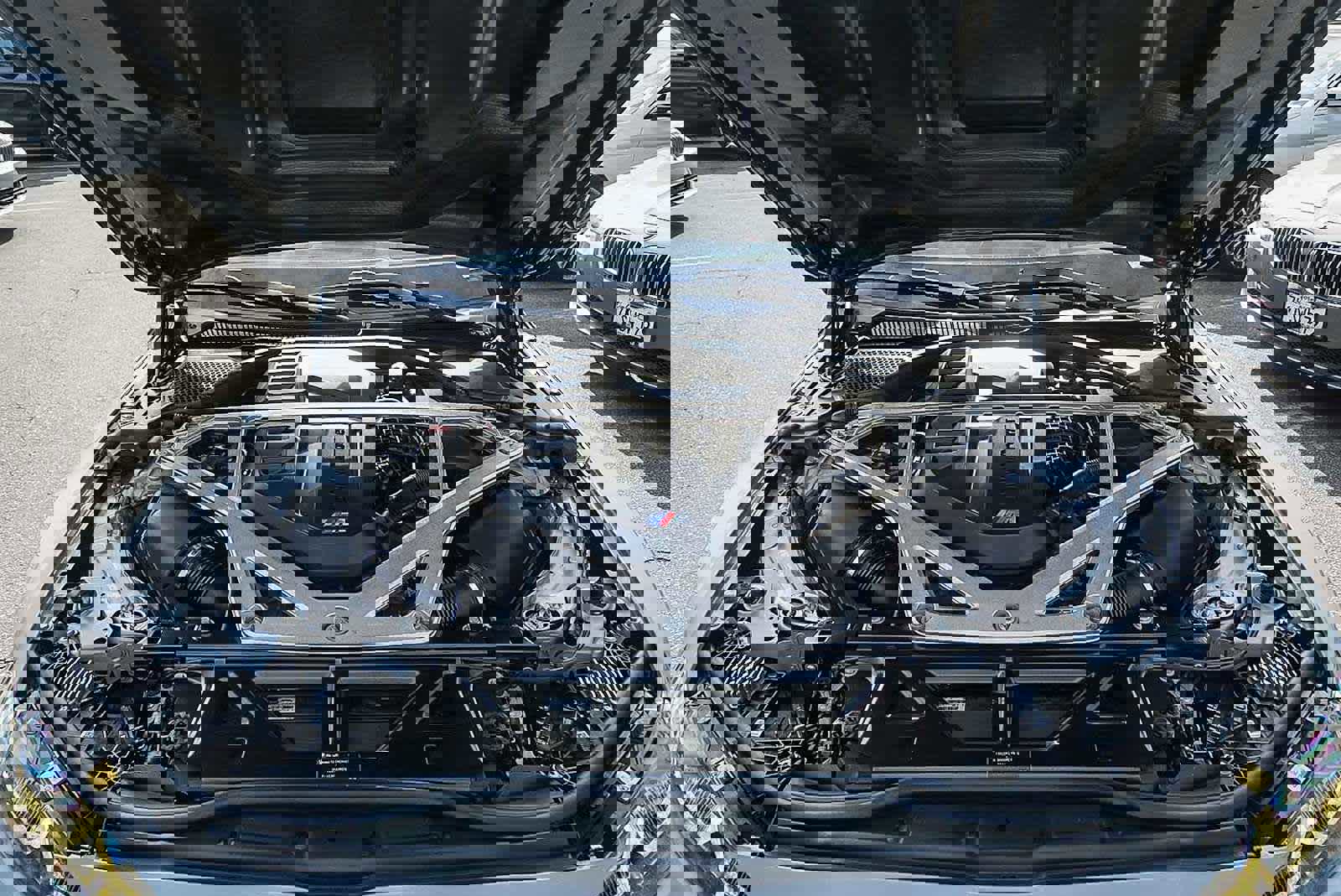 Used 2023 BMW M4 CSL image 25