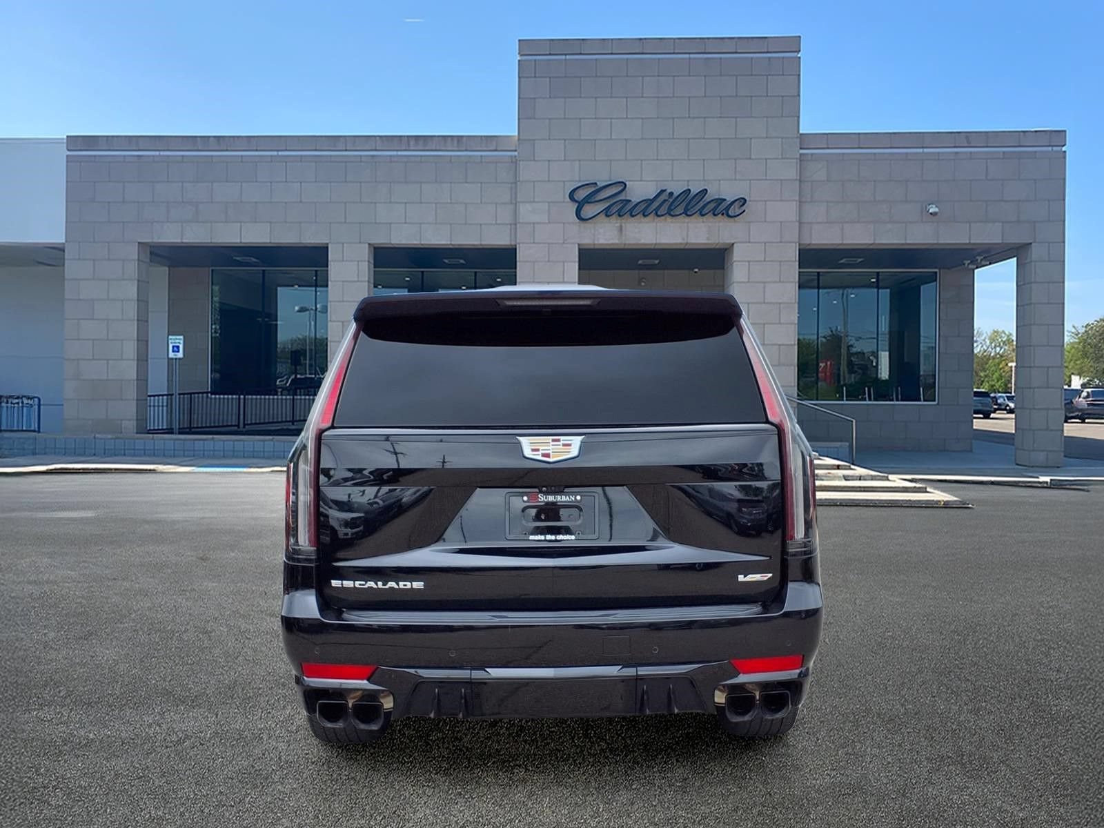 Certified 2024 Cadillac Escalade V w/ LPO, Floor Liner Package AWD/4WD image 6