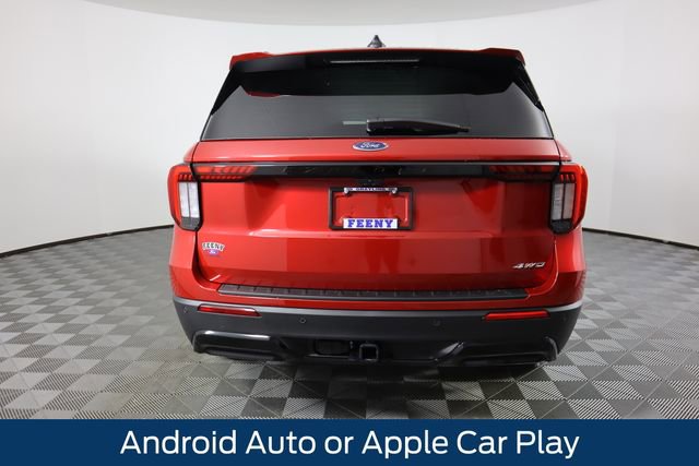 New 2026 Ford Explorer ST-Line w/ ST-Line Street Pack image 4