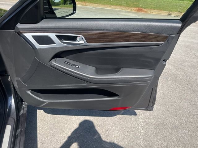 Used 2018 Genesis G80 3.8 image 9