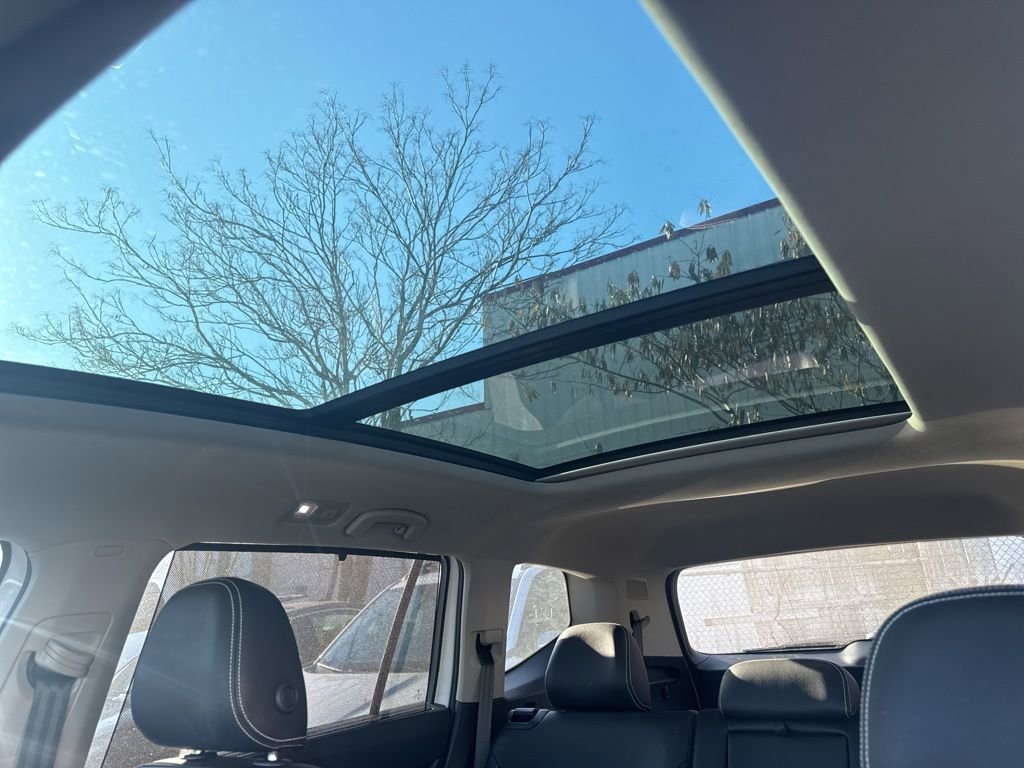 Used 2023 Volkswagen Atlas SEL Premium image 9