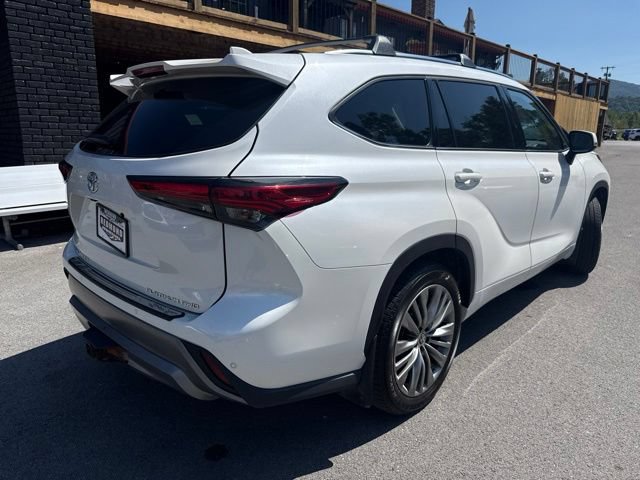 Used 2021 Toyota Highlander Platinum AWD/4WD image 8