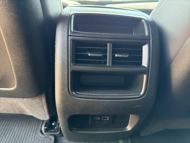 Certified 2024 Cadillac XT5 Luxury FWD image 24
