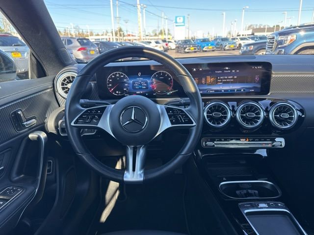 Used 2025 Mercedes-Benz CLA 250 4MATIC image 22