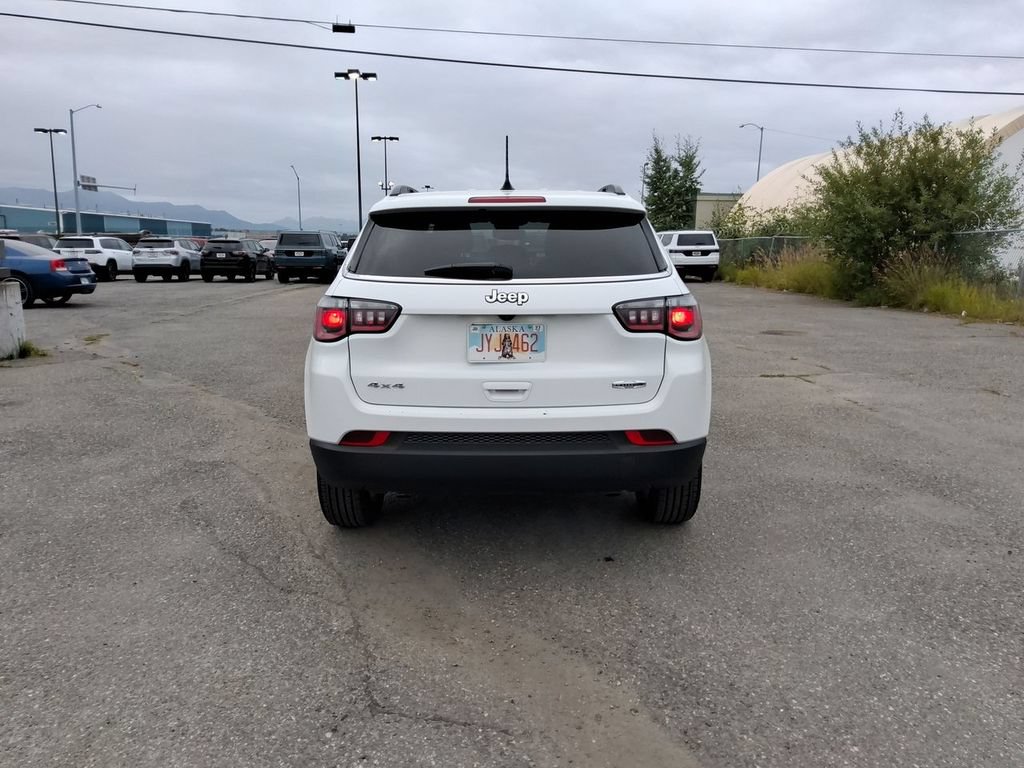 Used 2024 Jeep Compass Latitude AWD/4WD image 7