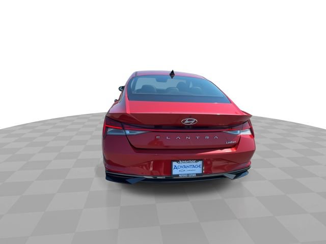 Used 2021 Hyundai Elantra Limited FWD image 7