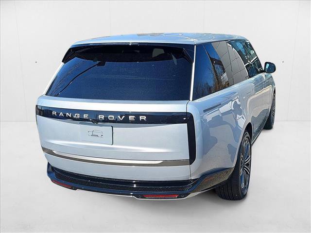 New 2025 Land Rover Range Rover SE image 5