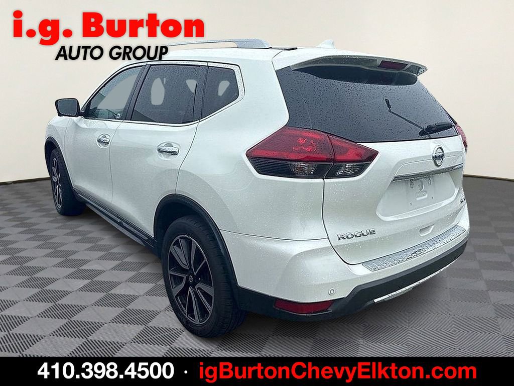 Used 2019 Nissan Rogue SL w/ Premium Package AWD/4WD image 6