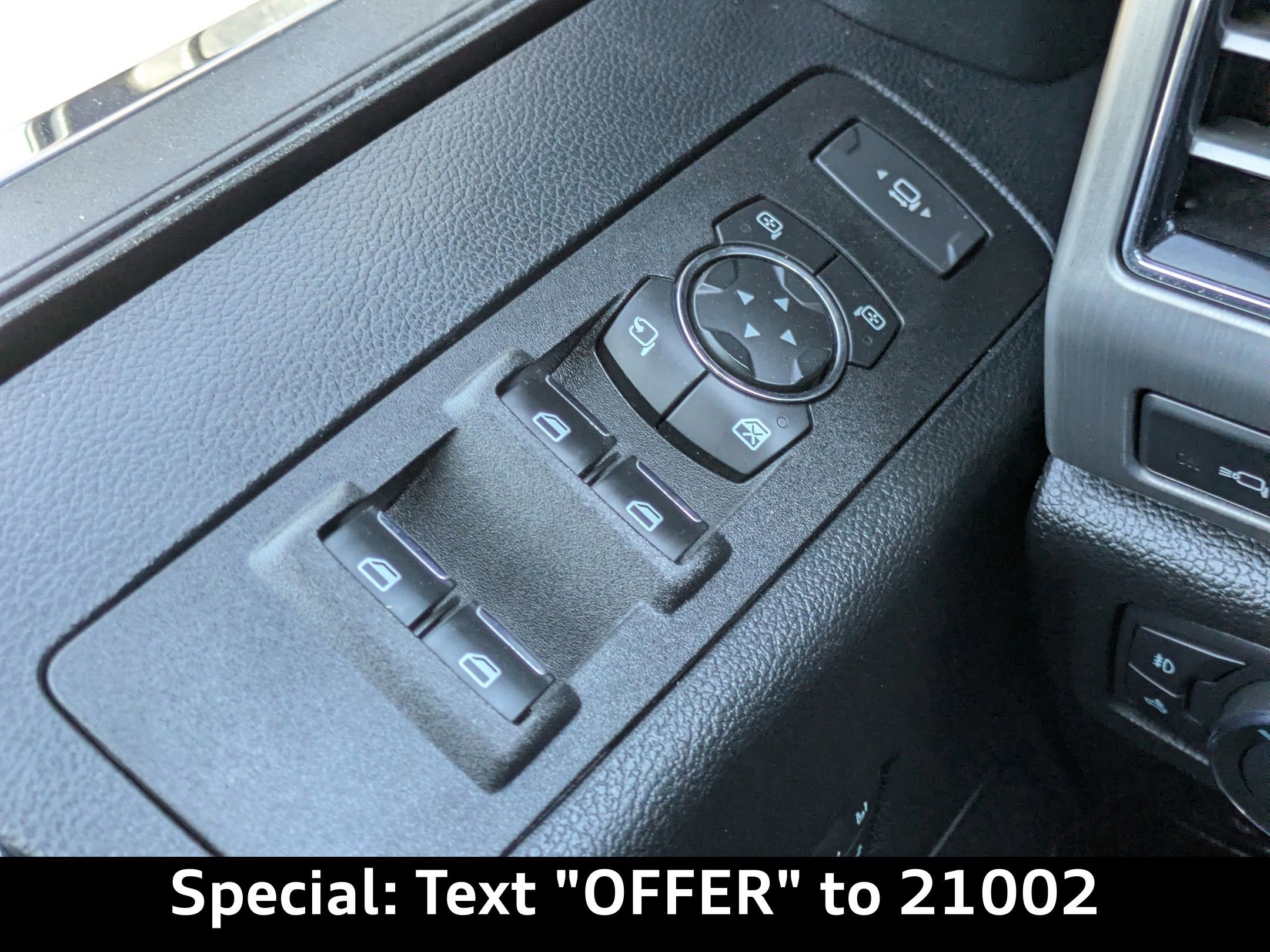 Used 2021 Ford F250 Platinum w/ Tremor Off-Road Package image 28