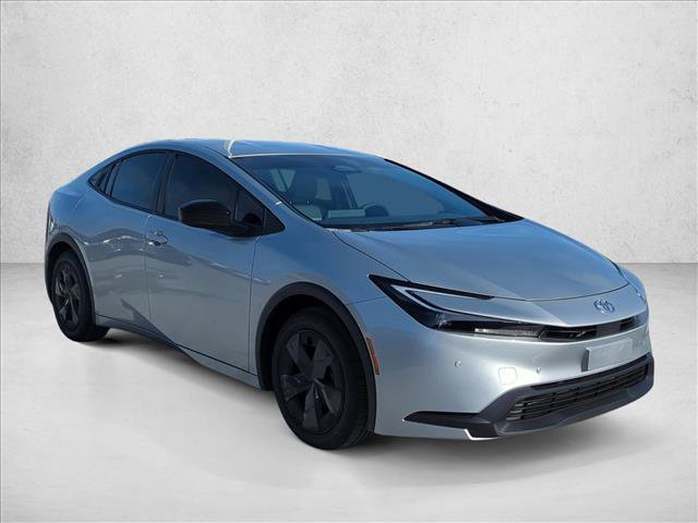 Used 2026 Toyota Prius LE video 3