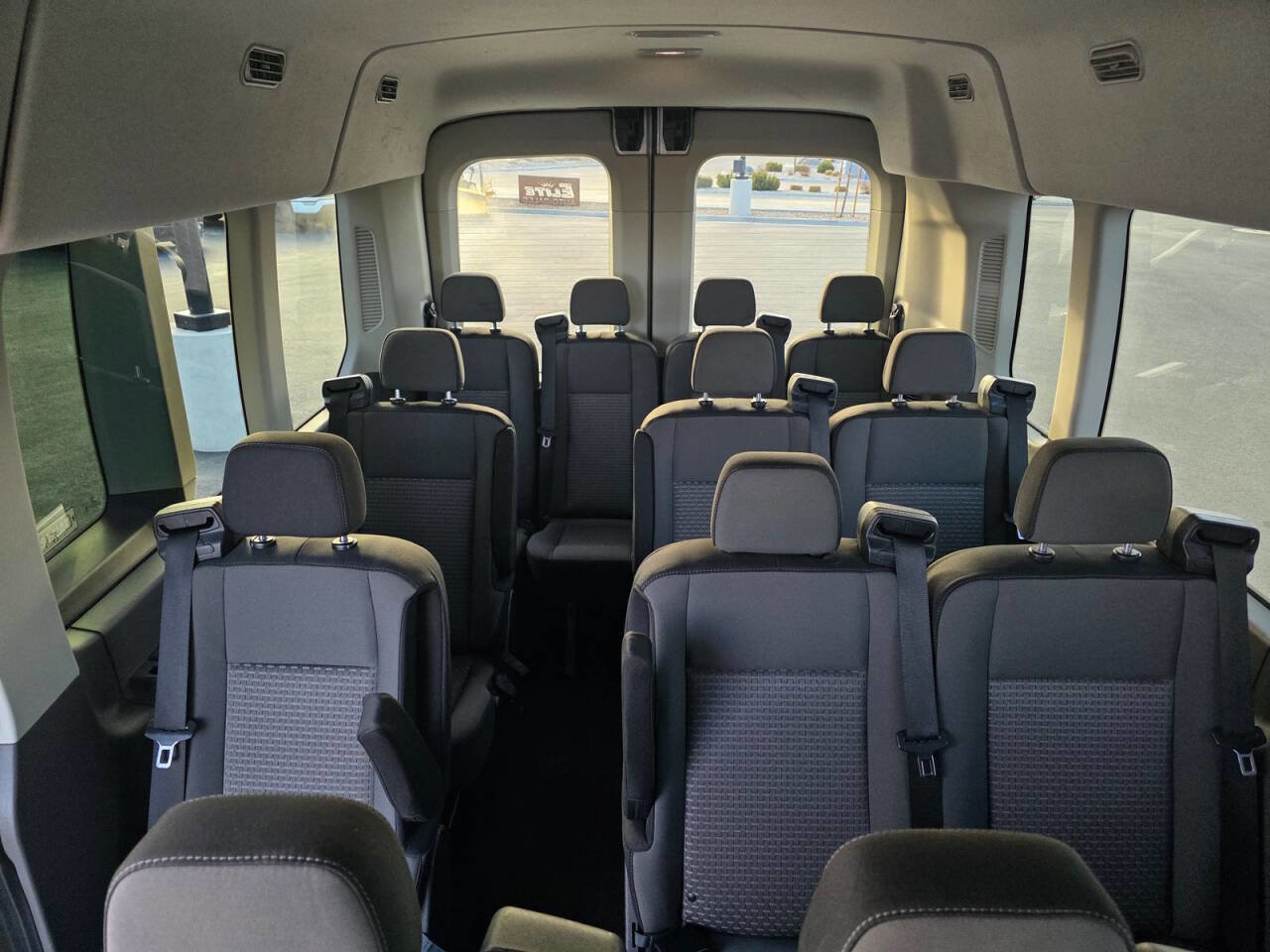 Used 2024 Ford Transit 350 XLT image 27