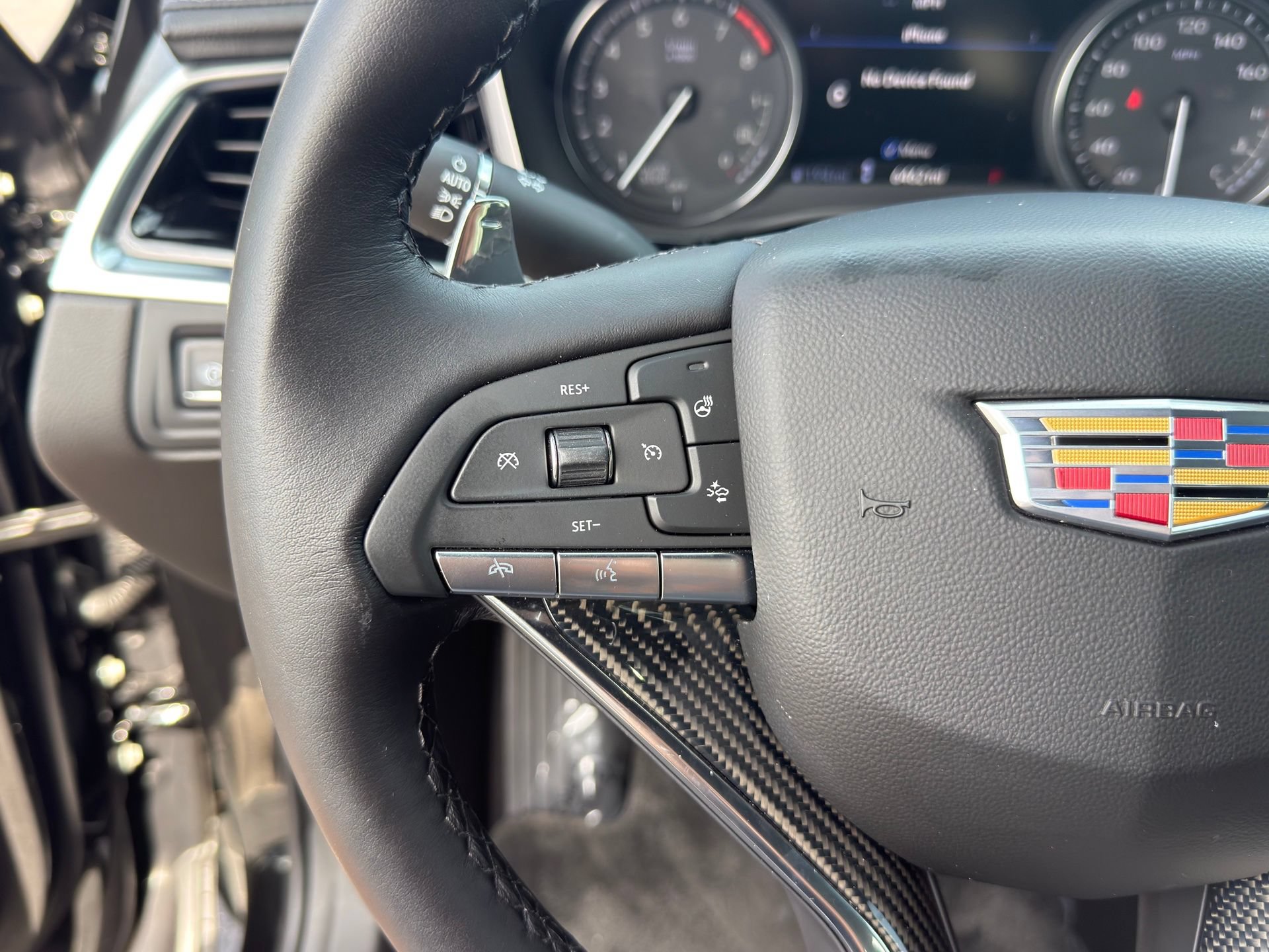 Used 2025 Cadillac XT6 Sport w/ Technology Package AWD/4WD image 27