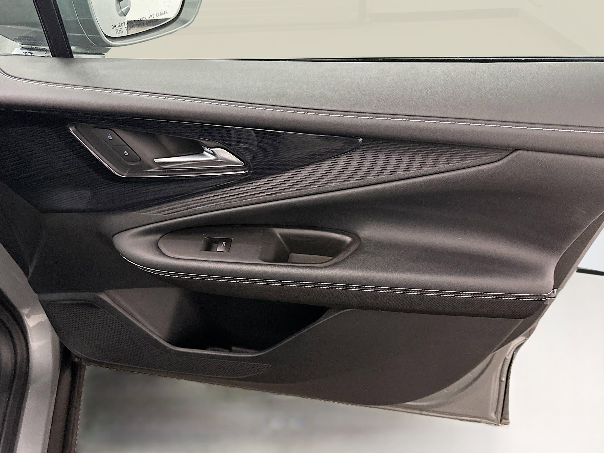 Used 2024 Chevrolet Blazer EV LT image 34