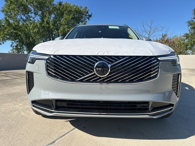 New 2026 Volvo XC90 B6 Plus image 2