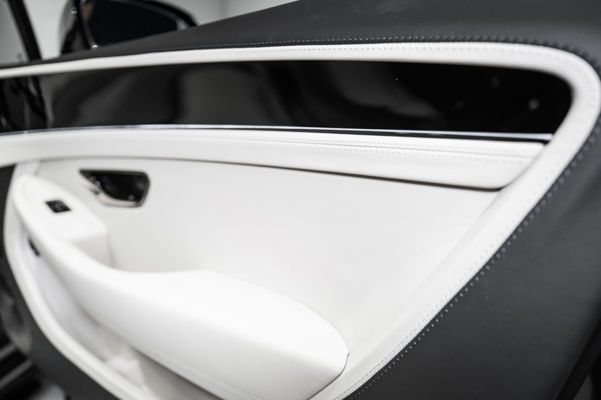 New 2026 Bentley Continental GT AWD/4WD image 47