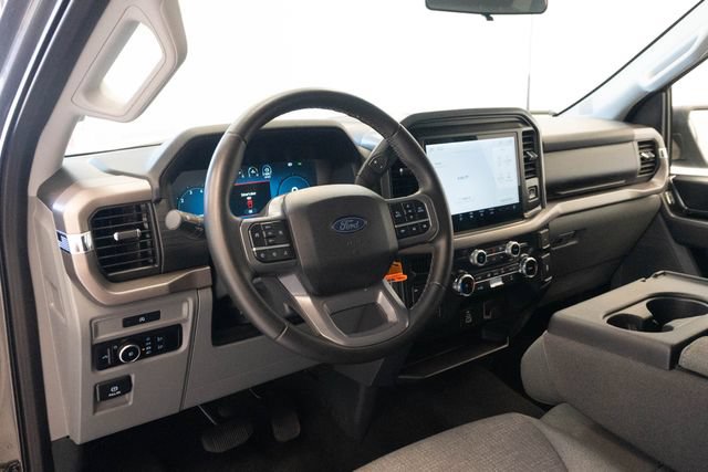 Used 2025 Ford F150 XLT w/ Equipment Group 301A Standard AWD/4WD image 4