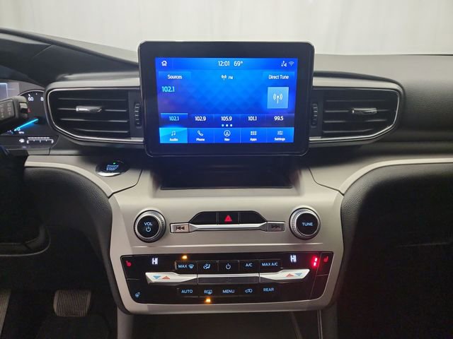 Used 2021 Ford Explorer XLT w/ Equipment Group 202A image 16
