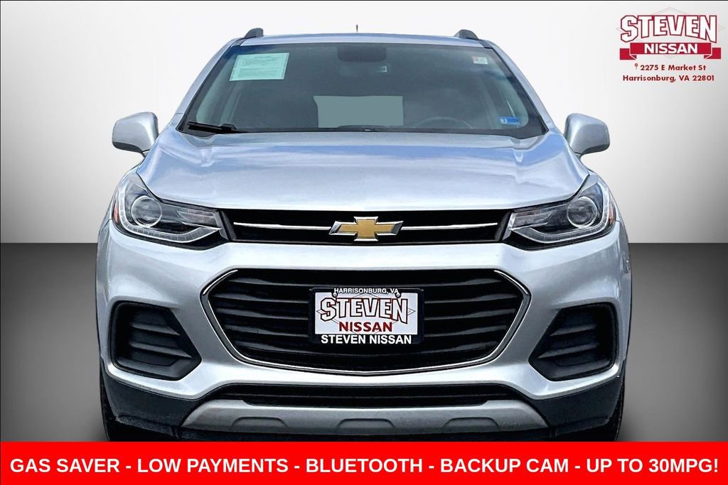 Used 2018 Chevrolet Trax LT w/ LT Convenience Package image 2