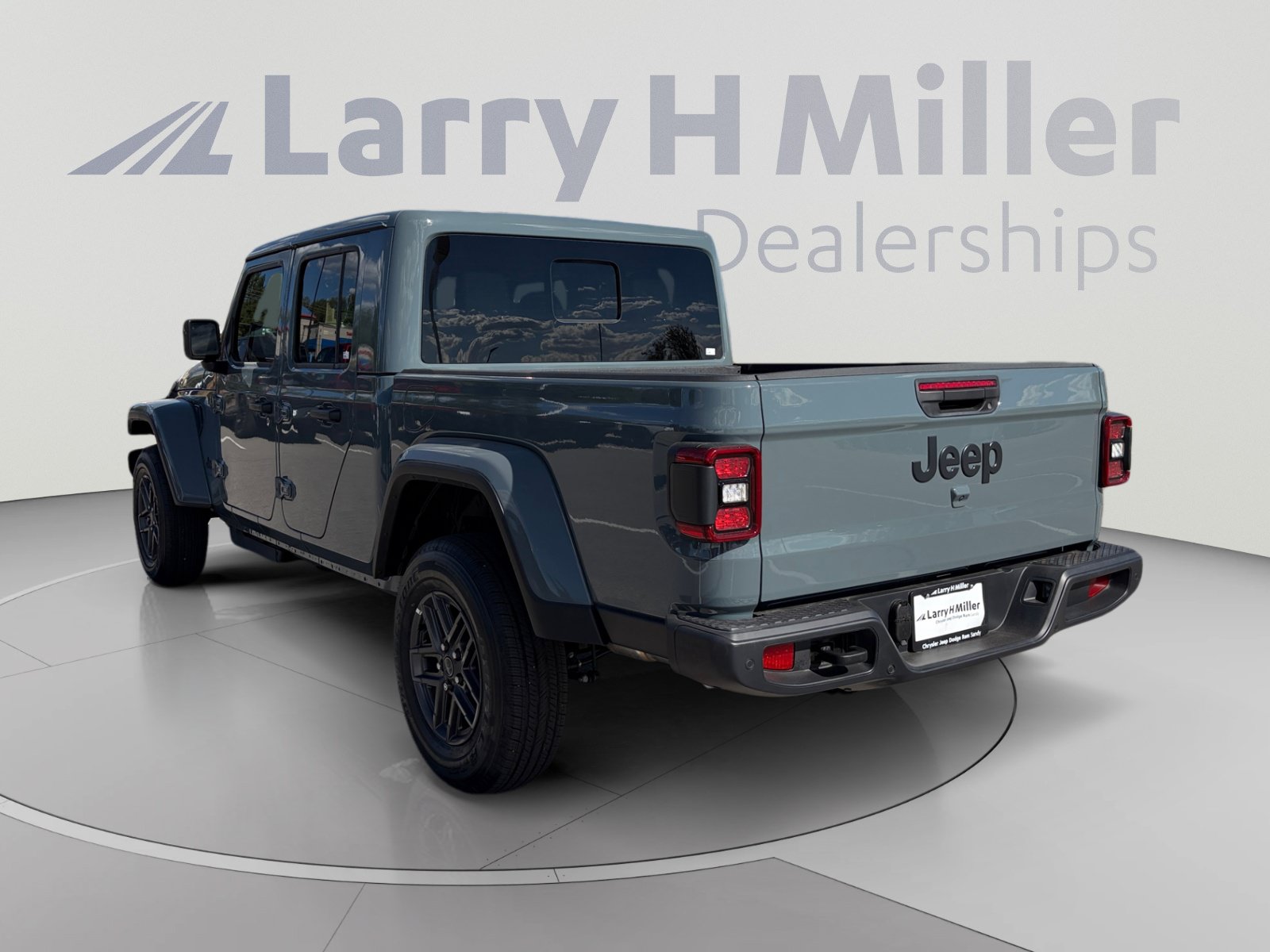 New 2026 Jeep Gladiator Sport AWD/4WD image 3